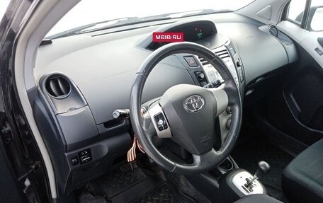 Toyota Yaris III рестайлинг, 2008 год, 639 000 рублей, 14 фотография