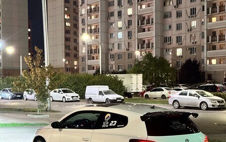 Volkswagen Scirocco III рестайлинг, 2011 год, 1 500 000 рублей, 6 фотография