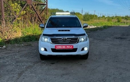 Toyota Hilux VII, 2012 год, 1 600 000 рублей, 1 фотография