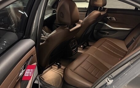 BMW 3 серия, 2019 год, 5 000 000 рублей, 13 фотография