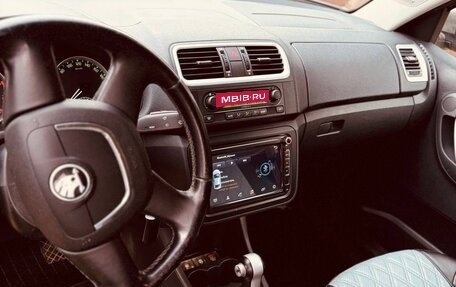 Skoda Fabia II, 2009 год, 550 000 рублей, 5 фотография