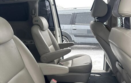 KIA Carnival III, 2016 год, 1 600 000 рублей, 9 фотография