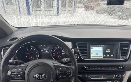 KIA Carnival III, 2016 год, 1 600 000 рублей, 14 фотография