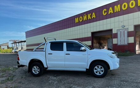 Toyota Hilux VII, 2012 год, 1 600 000 рублей, 2 фотография