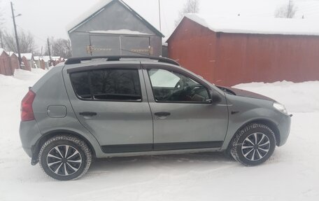 Renault Sandero I, 2010 год, 600 000 рублей, 23 фотография