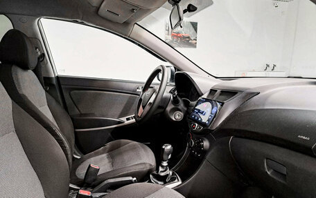 Hyundai Solaris II рестайлинг, 2011 год, 545 000 рублей, 13 фотография