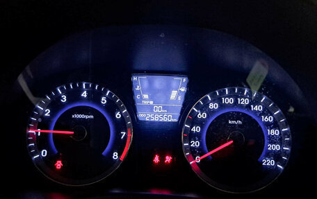 Hyundai Solaris II рестайлинг, 2011 год, 545 000 рублей, 16 фотография