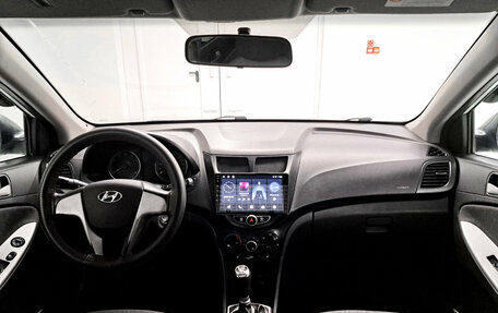 Hyundai Solaris II рестайлинг, 2011 год, 545 000 рублей, 17 фотография