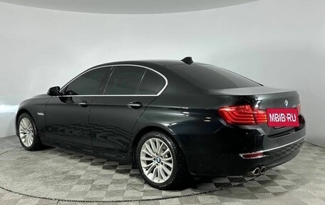 BMW 5 серия, 2015 год, 2 650 000 рублей, 7 фотография