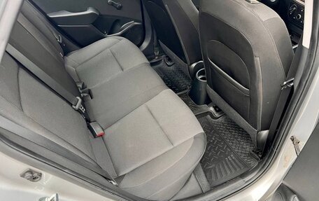 Hyundai Solaris II рестайлинг, 2017 год, 1 250 000 рублей, 22 фотография