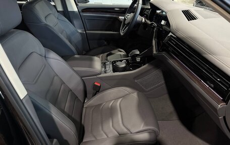 Volkswagen Touareg III, 2025 год, 7 600 000 рублей, 25 фотография