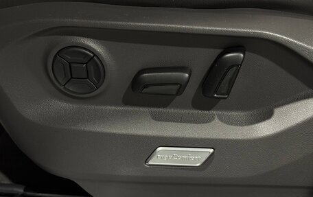 Volkswagen Touareg III, 2025 год, 7 600 000 рублей, 26 фотография