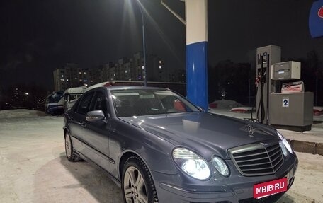 Mercedes-Benz E-Класс, 2007 год, 1 300 000 рублей, 6 фотография