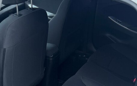 Hyundai Solaris II рестайлинг, 2014 год, 735 000 рублей, 19 фотография