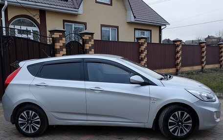 Hyundai Solaris II рестайлинг, 2014 год, 735 000 рублей, 27 фотография