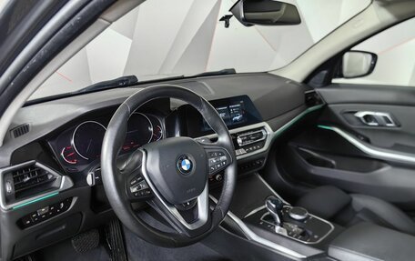 BMW 3 серия, 2020 год, 3 115 000 рублей, 12 фотография