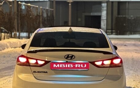Hyundai Elantra VI рестайлинг, 2018 год, 1 390 000 рублей, 3 фотография