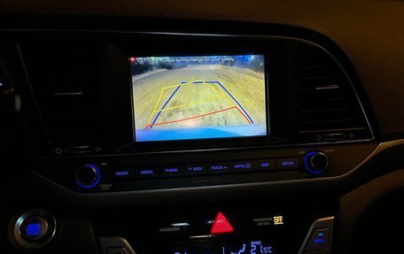 Hyundai Elantra VI рестайлинг, 2018 год, 1 390 000 рублей, 11 фотография