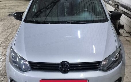 Volkswagen Polo VI (EU Market), 2012 год, 780 000 рублей, 2 фотография