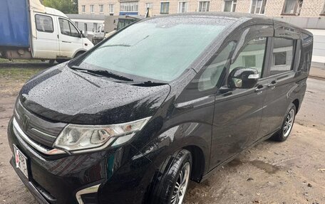 Honda Stepwgn IV, 2017 год, 2 089 000 рублей, 7 фотография