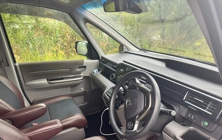 Honda Stepwgn IV, 2017 год, 2 089 000 рублей, 5 фотография