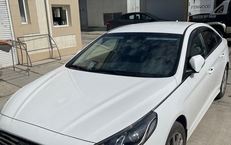 Hyundai Sonata VII, 2019 год, 1 800 000 рублей, 3 фотография