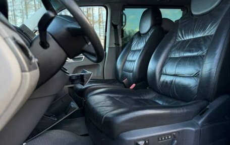 Volkswagen Multivan T5, 2005 год, 950 000 рублей, 6 фотография