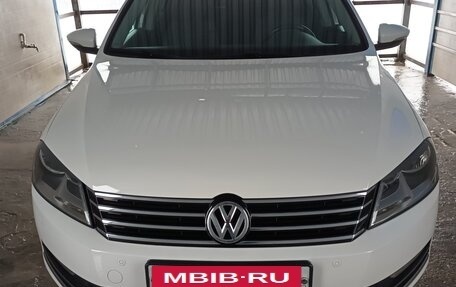 Volkswagen Passat B7, 2012 год, 1 550 000 рублей, 3 фотография