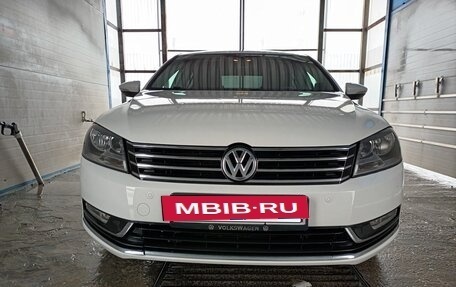 Volkswagen Passat B7, 2012 год, 1 550 000 рублей, 2 фотография