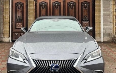Lexus ES VII, 2020 год, 3 300 000 рублей, 1 фотография