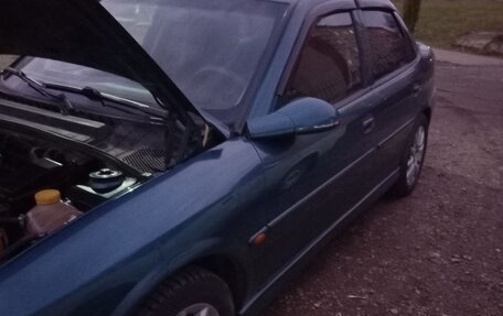 Opel Vectra B рестайлинг, 2002 год, 280 000 рублей, 1 фотография