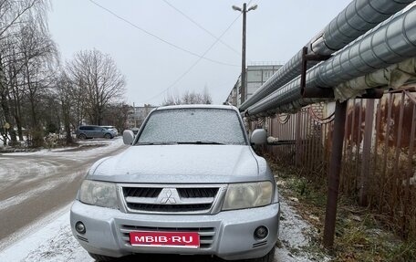 Mitsubishi Montero III, 2004 год, 750 000 рублей, 1 фотография