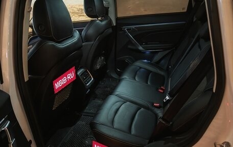 Geely Atlas, 2022 год, 1 870 000 рублей, 9 фотография