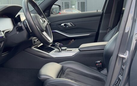 BMW 3 серия, 2019 год, 4 500 000 рублей, 9 фотография