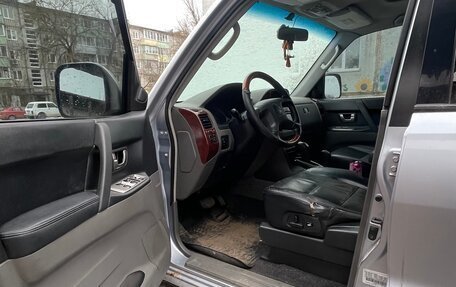 Mitsubishi Montero III, 2004 год, 750 000 рублей, 4 фотография