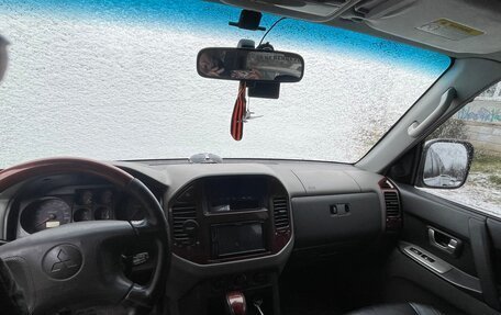 Mitsubishi Montero III, 2004 год, 750 000 рублей, 8 фотография