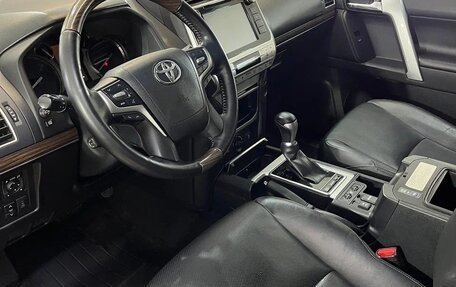 Toyota Land Cruiser Prado 150 рестайлинг 2, 2010 год, 3 550 000 рублей, 2 фотография