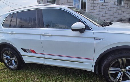 Volkswagen Tiguan II, 2019 год, 2 770 000 рублей, 11 фотография