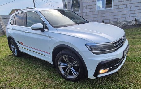 Volkswagen Tiguan II, 2019 год, 2 770 000 рублей, 8 фотография