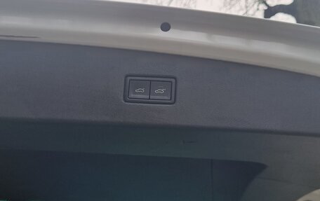 Volkswagen Tiguan II, 2019 год, 2 770 000 рублей, 28 фотография