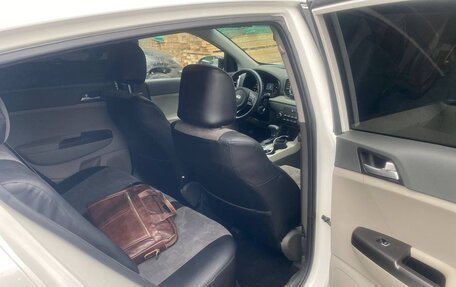 KIA Sportage IV рестайлинг, 2018 год, 1 950 000 рублей, 5 фотография