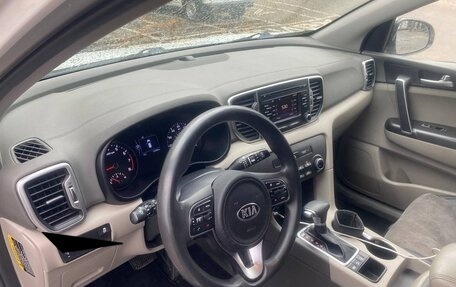 KIA Sportage IV рестайлинг, 2018 год, 1 950 000 рублей, 6 фотография