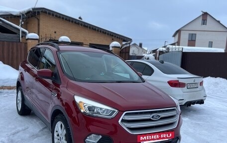 Ford Escape III, 2018 год, 1 950 000 рублей, 2 фотография