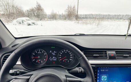 KIA Rio IV, 2018 год, 950 000 рублей, 12 фотография