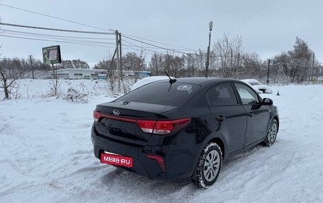 KIA Rio IV, 2018 год, 950 000 рублей, 5 фотография