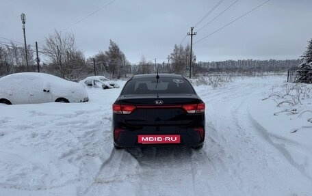 KIA Rio IV, 2018 год, 950 000 рублей, 7 фотография