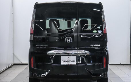 Honda Stepwgn IV, 2021 год, 2 800 000 рублей, 4 фотография