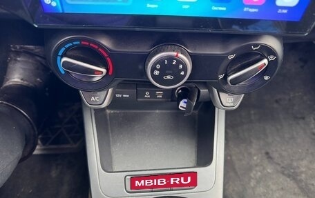 KIA Rio IV, 2018 год, 950 000 рублей, 15 фотография