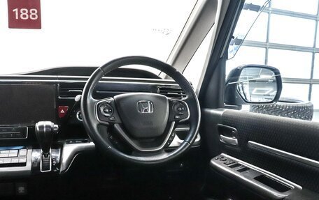 Honda Stepwgn IV, 2021 год, 2 800 000 рублей, 19 фотография