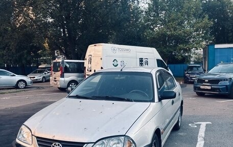 Toyota Avensis III рестайлинг, 2001 год, 349 000 рублей, 6 фотография